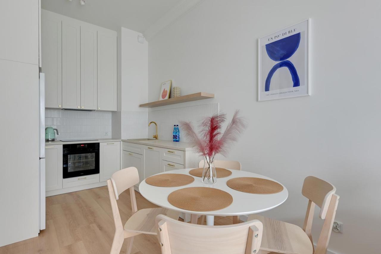 Zajezdnia Wrzeszcz Seaside & Parking By Downtown Apartments Gdańsk Extérieur photo