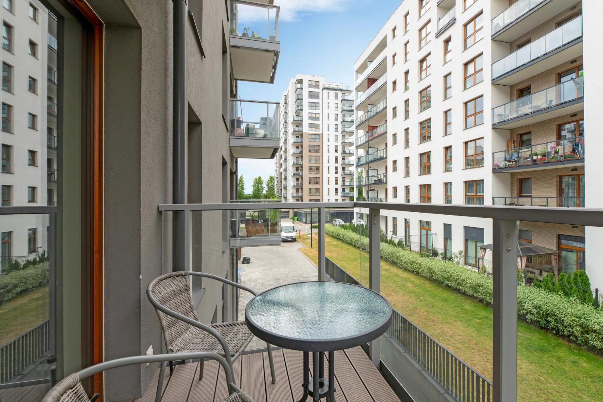 Zajezdnia Wrzeszcz Seaside & Parking By Downtown Apartments Gdańsk Extérieur photo